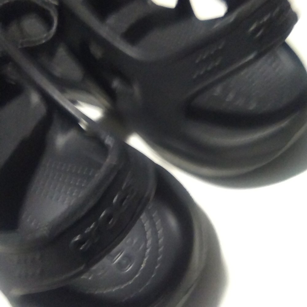 Crock Sandals - Picture 9 of 9